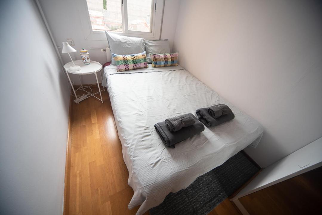 Traditional Rooms In Eixample Барселона Екстер'єр фото