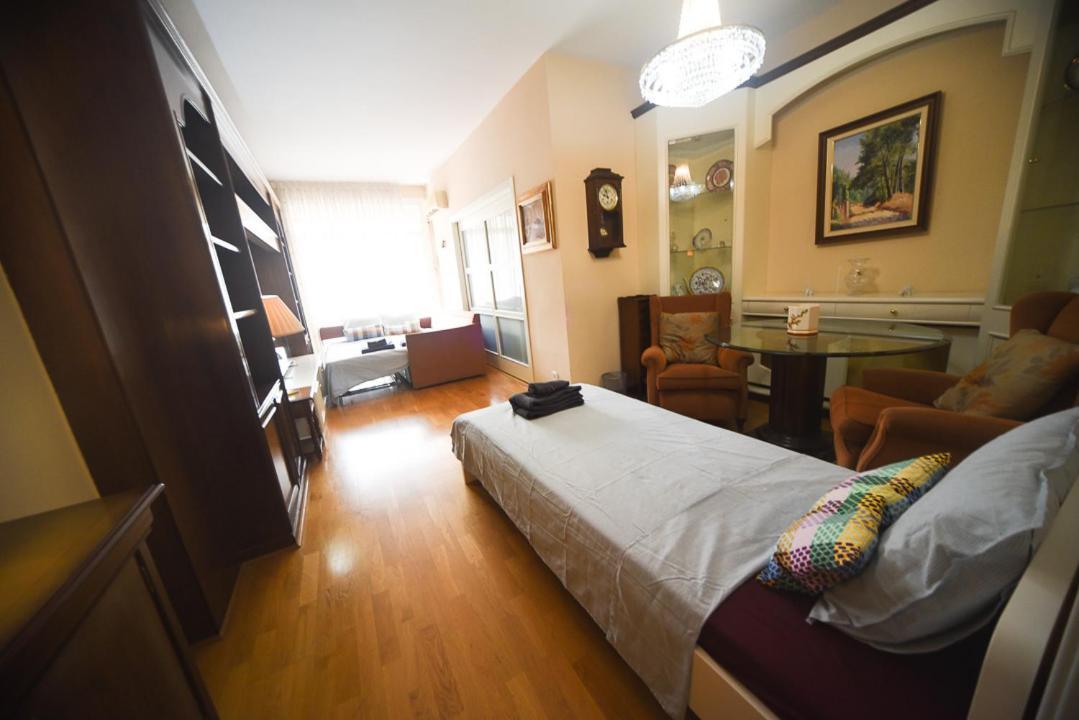 Traditional Rooms In Eixample Барселона Екстер'єр фото